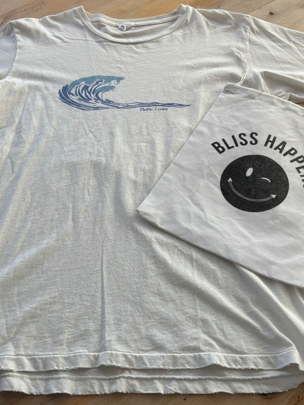 BLISS AND MISCHIEF VINTAGE TEE/SHORT SLEEVES